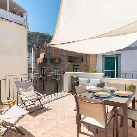 Apartamento Sorrentovibes - Lux Family In With Terrace&solarium Sorrento
